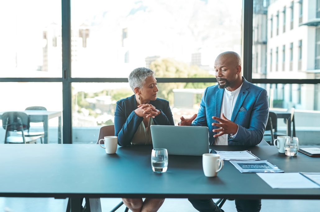Working with a manager, presenting a benefits communication plan.