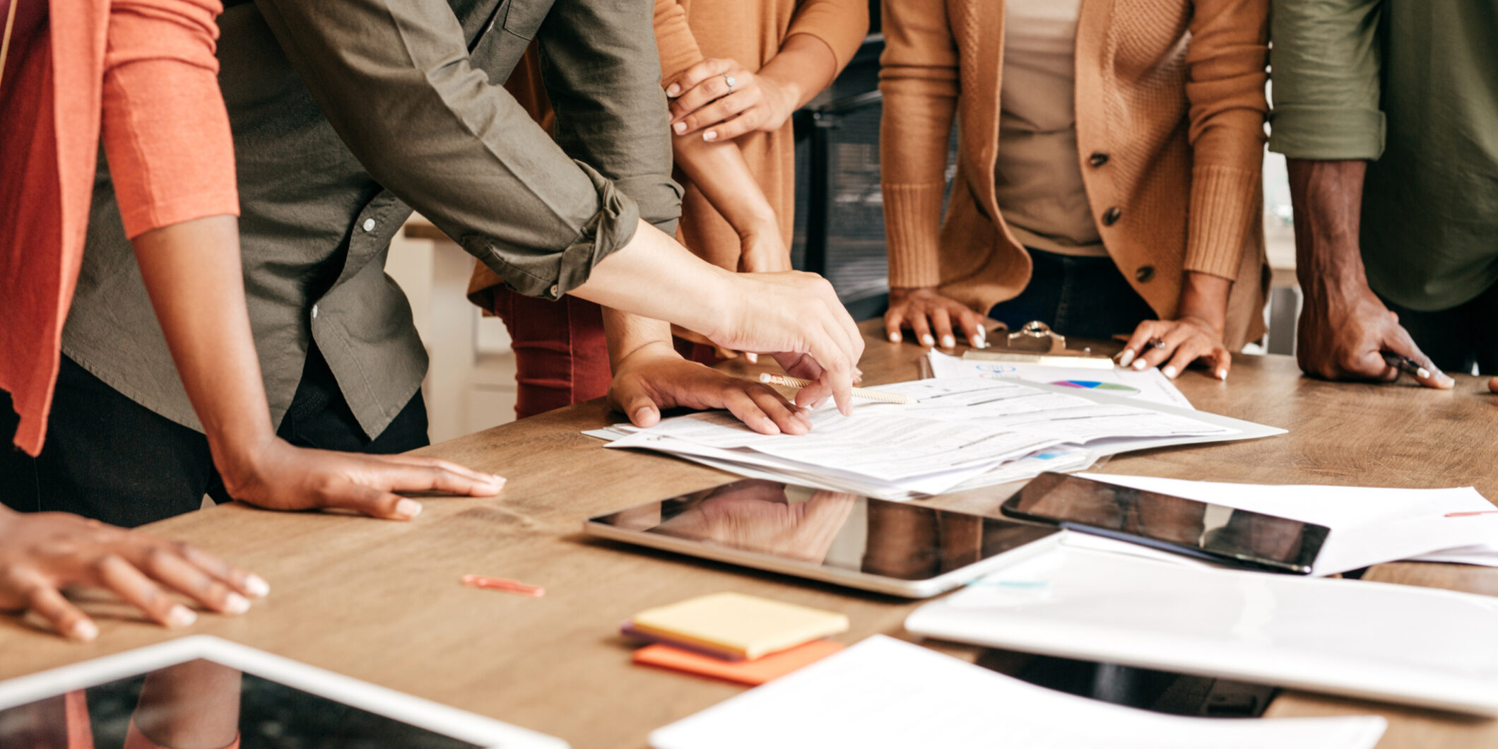 Social media marketing Planning to be around the table whole day