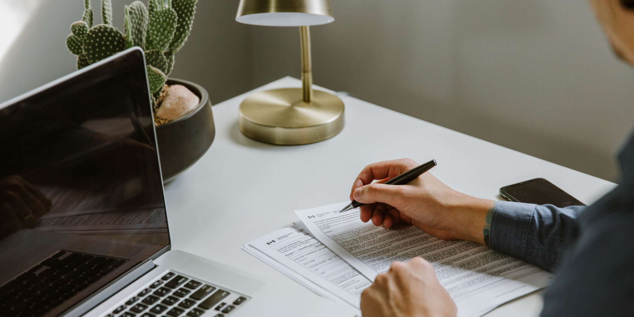 Filling out Canadian tax documents